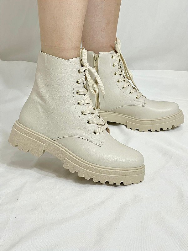 Bota Coturno Tratorado Rebeca Off White