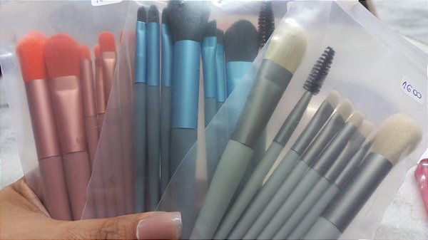 Kit Mini Pincéis Maquiagem de Bolsa