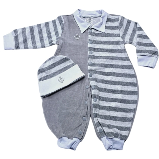 Macacão em Plush Cinza Listrado + Touca
