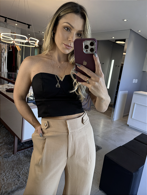 Cropped V Bonna Preto