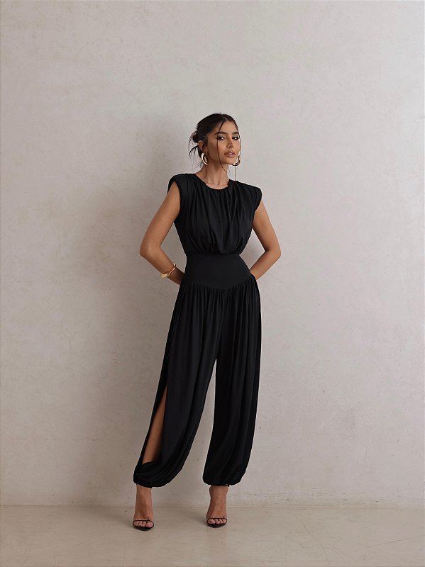 Macacão Aladin Preto (PRÉ - VENDA ENVIO 02/10)