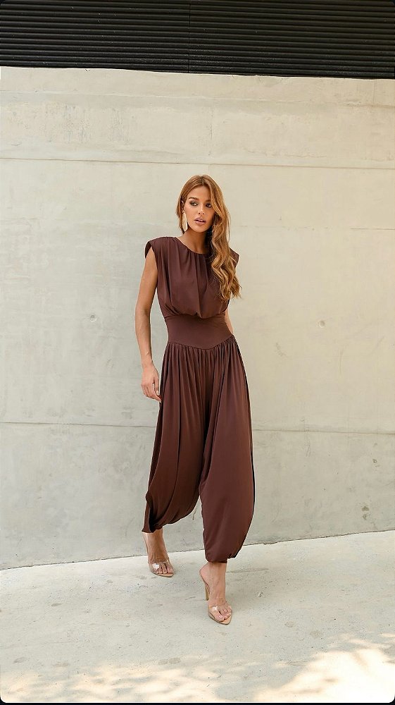 Macacão Aladin Marrom