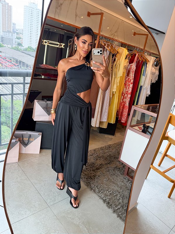 Macacão Jersey Soso Preto