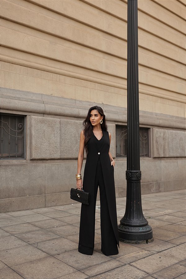 Macacão Duplo Capa Preto