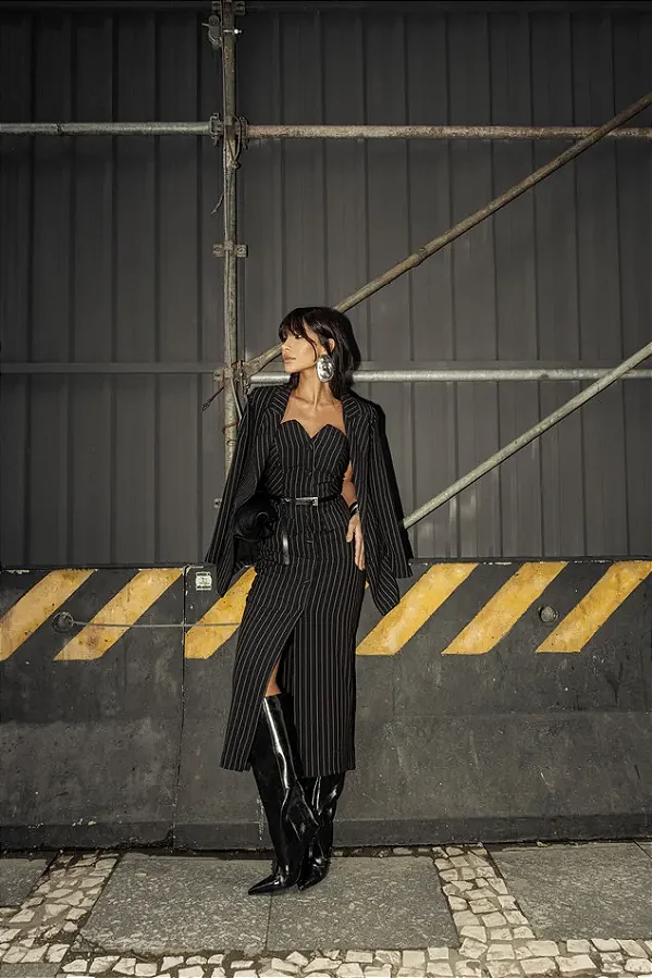 Vestido Midi Risca de Giz em Alfaiataria com Cinto Jully