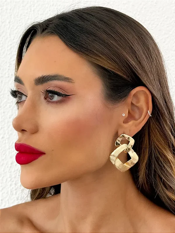 Brinco Quadrado Duplo Dourado