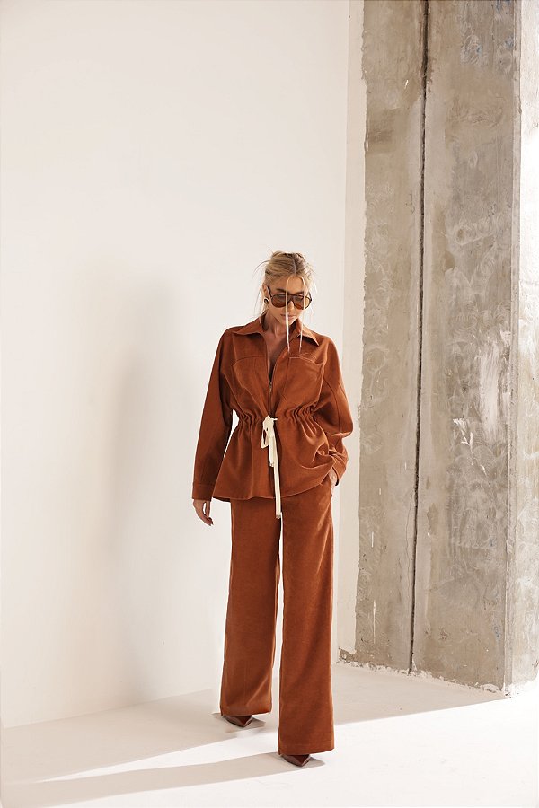 Conjunto Aveludado Isis Castor