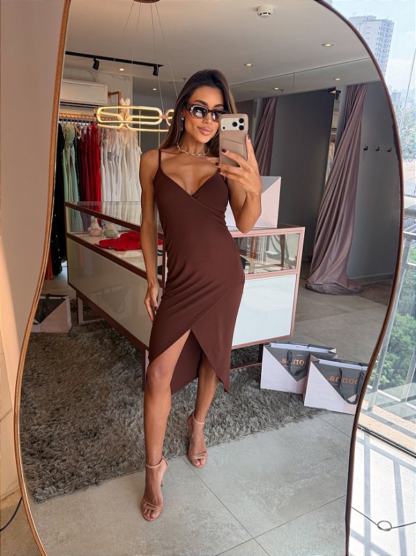 Vestido Midi Stella Cruzado Marrom