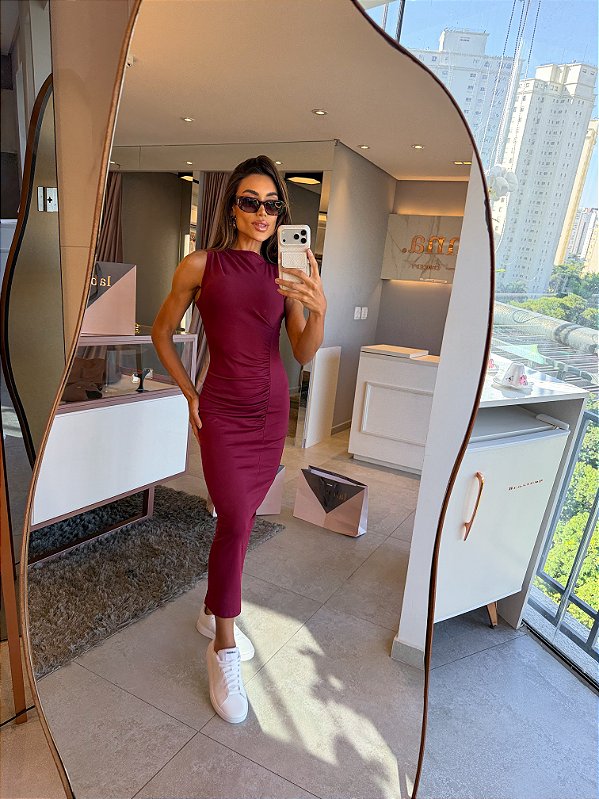 Vestido Midi Invictus Uva