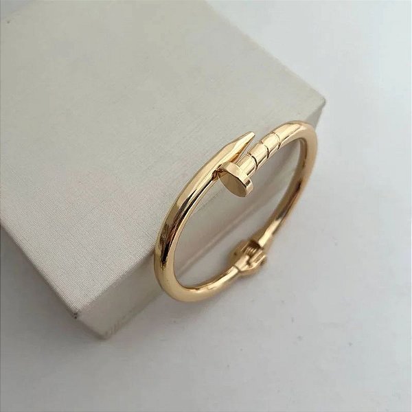 Bracelete Nail Dourado Elegante e Moderno