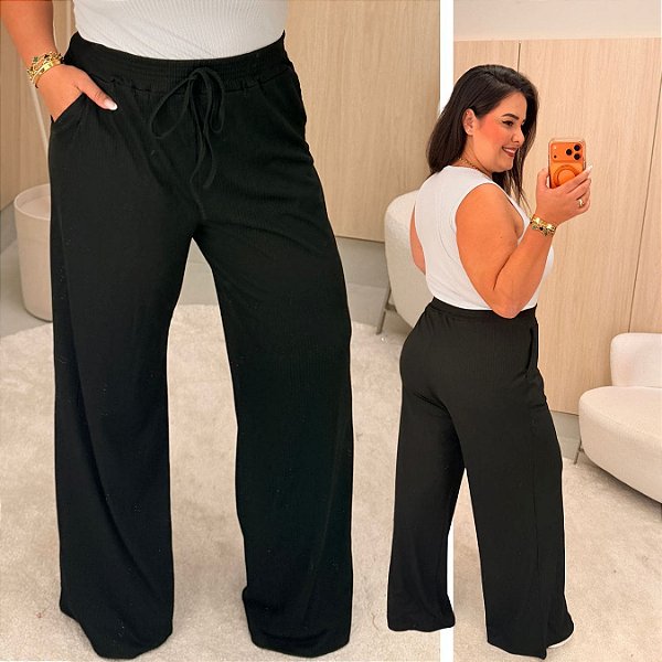 Calça Pantalona Canelada Veronica Preto Plus Size
