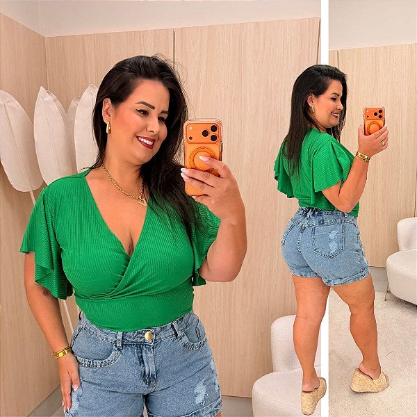 Cropped Canelado Aline Verde Bandeira Plus Size