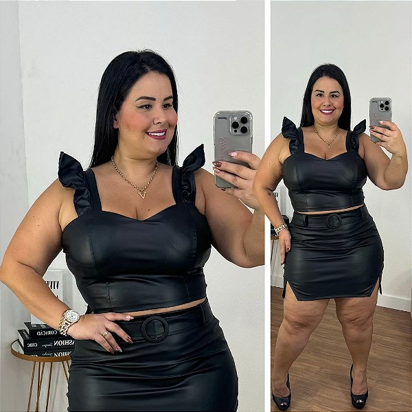 Cropped Corino Flavia Preto Babado Plus Size