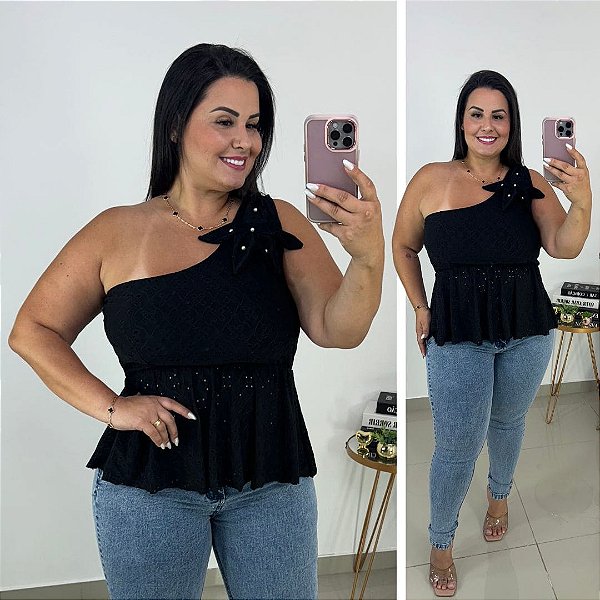 Blusa Bata Estrela Suzi Preta Plus Size