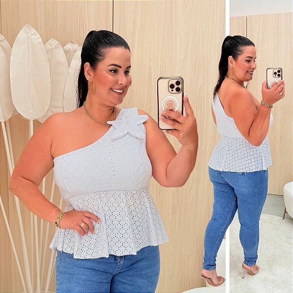 Blusa Bata Estrela Suzi Branco Plus Size