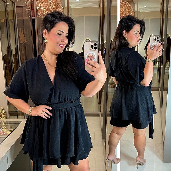 Macaquinho Manga Cindy Preto Plus Size