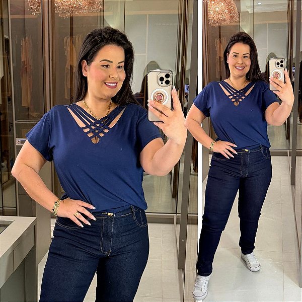 Blusa Gola Cruzada Azul Marinho Plus Size