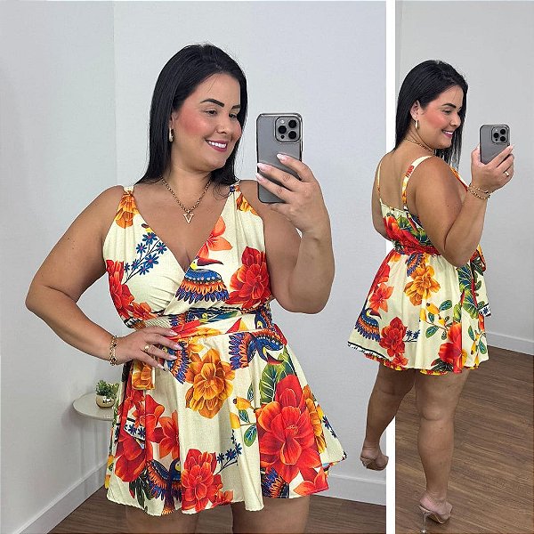 Macaquinho Cassandra Floral Laranja Plus Size