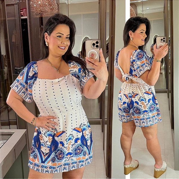 Macaquinho Farm Tropical Branco e Azul Plus Size