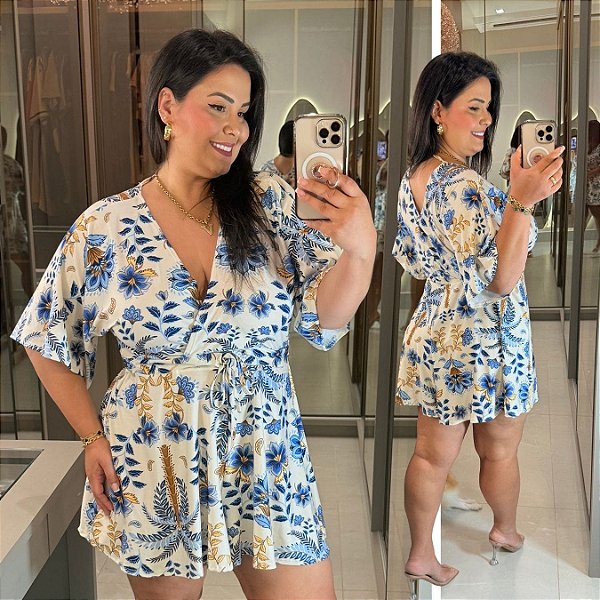 Macaquinho Nina Floral Azul Plus Size