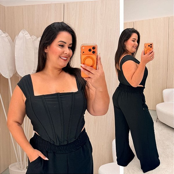 Cropped Jasmine Corselet Preta Plus Size