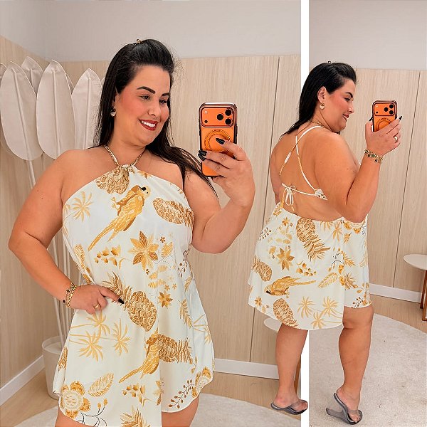 Macaquinho Ema Estampado Branco e Dourado Plus Size
