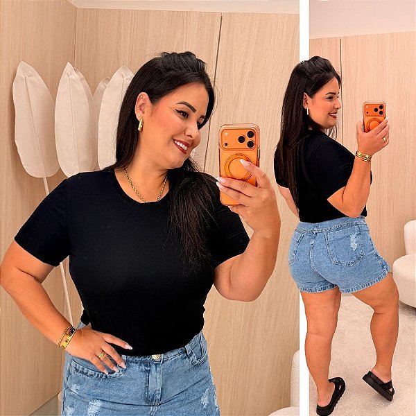 T shirt Básica Alice Preta Plus Size