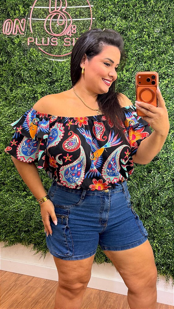 Cropped Ciganinha Vip Estampado Preto e Azul Plus Size