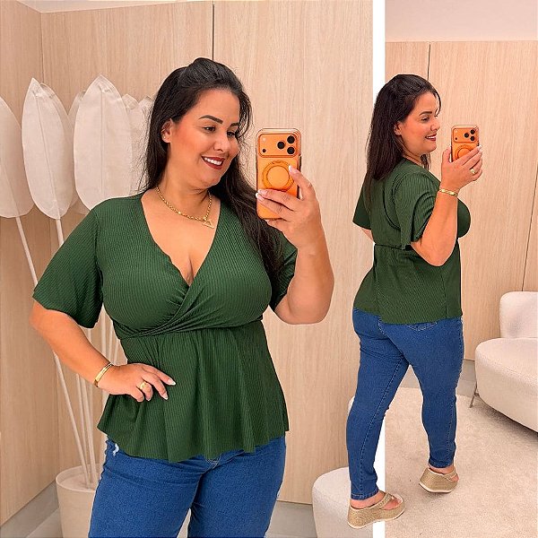 Blusa Canelada Thais Verde Militar Plus Size