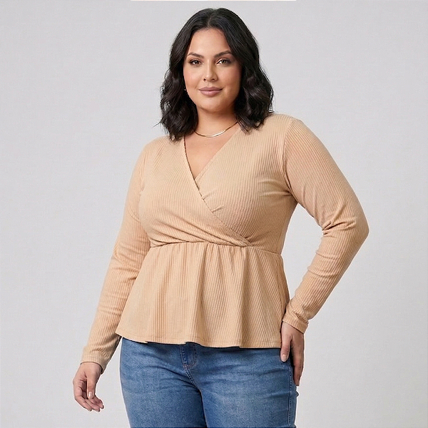 Blusa Manga Longa Pamela Bata Bege Plus Size