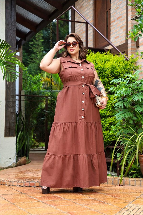 Vestido Nanda Botão Marrom Plus Size