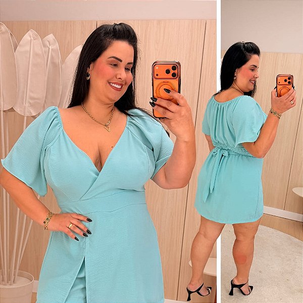 Macaquinho Fenda Lola Verde Candy Plus Size