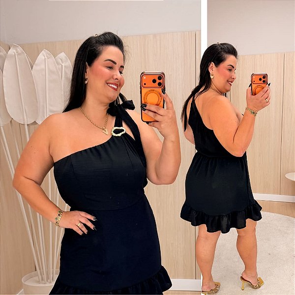 Macaquinho Nula Yara Preto Plus Size