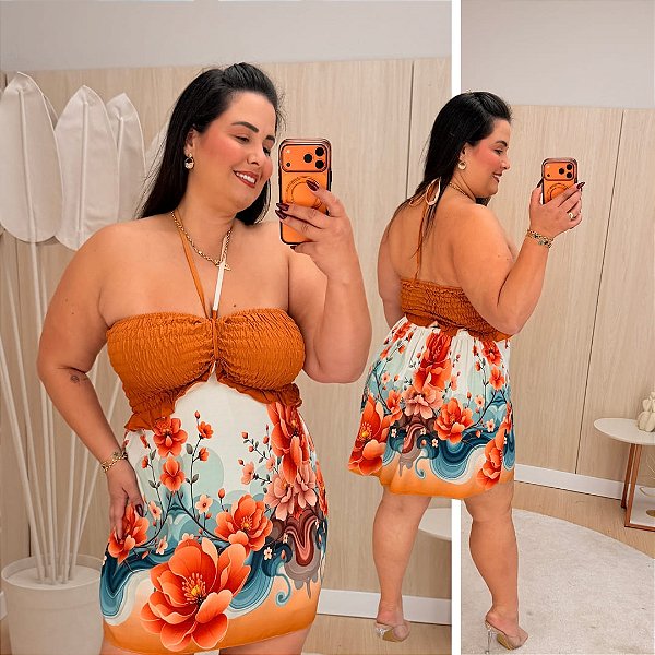 Macaquinho Multi Formas Laranja Floral Plus Size