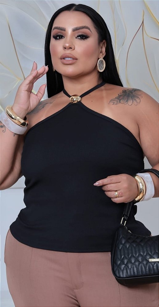 Blusa Gola Gabi Preta Plus Size