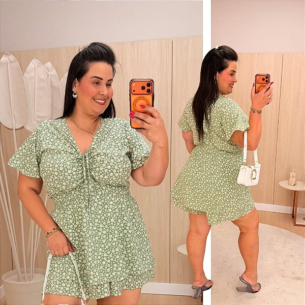 Macaquinho Mia Verde Floral Plus Size