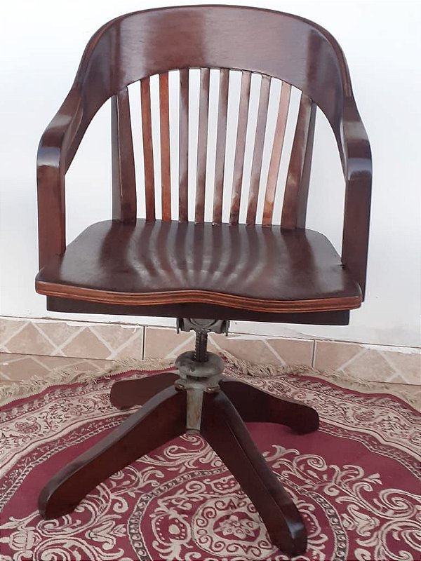 Cadeira de escritório  Art Deco Estilo Xerife em  Imbuia