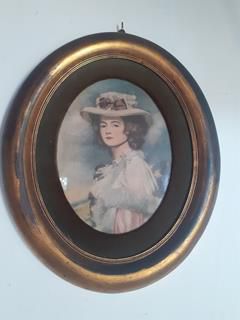 Quadro Dama de Chapéu e trajes de época Moldura  dourada