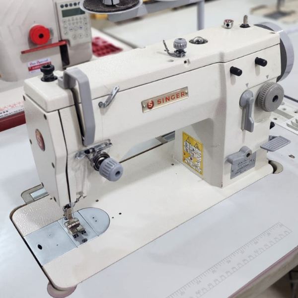 Máquina de Costura Semi Industrial Zig Zag Singer 20U Lubrificação Automática [USADA]