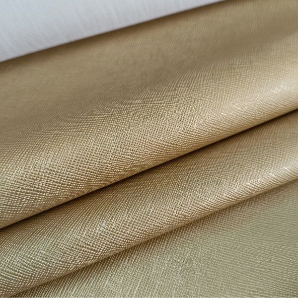 Sintético Prada 0.8mm Dourado com Fundo de Malha 0,50cm x 1,40mt