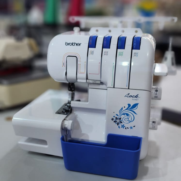 Máquina de Costura Doméstica Ultraloque Brother 3534DT [USADA]