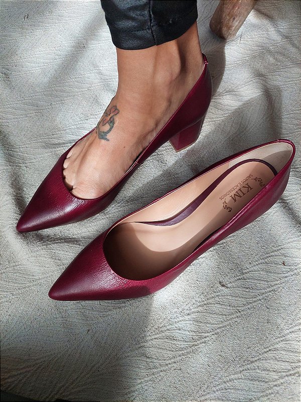 SCARPIN JULIA VINHO SALTO 5CM