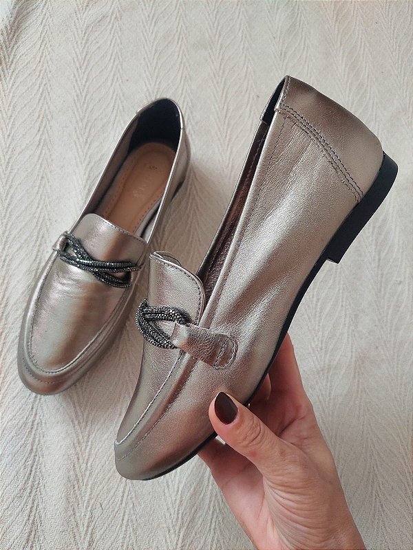 LOAFER JECY COURO PRATA VELHO STRASS