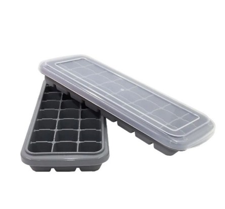 Forma Gelo com Tampa 24 Cubos Silicone