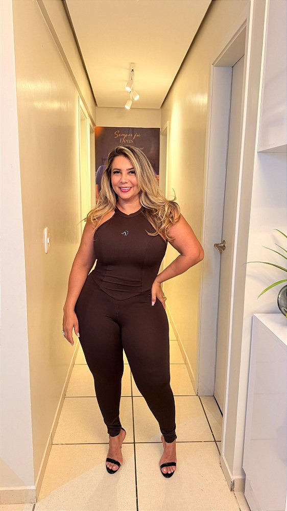 MACACÃO STIFF MARROM