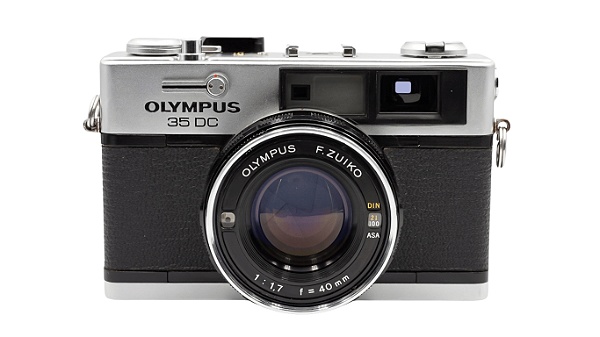 Câmera 35mm - Olympus 35DC "Deluxe Compact" + Filme