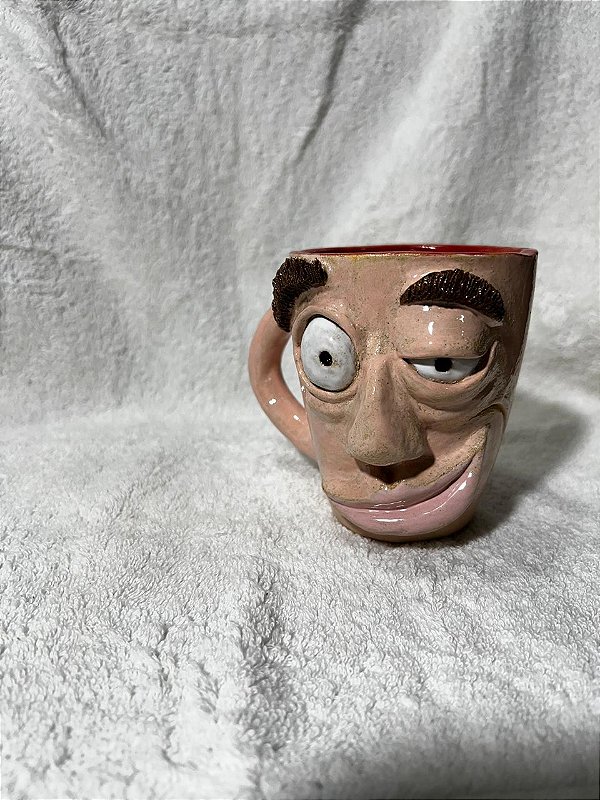 canecão artesanal cerãmica esculpida Deboche