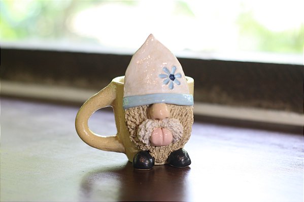 Caneca cerâmica artesanal Anão