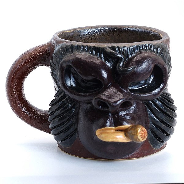 Caneca cerâmica artesanal Gori