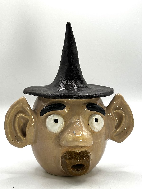 incensário feito a mão cerâmica esculpida duende da mata